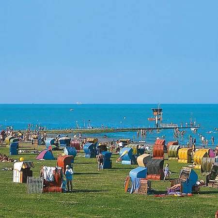 Katamaran Ii By Interhome Casa vacanze Burhave